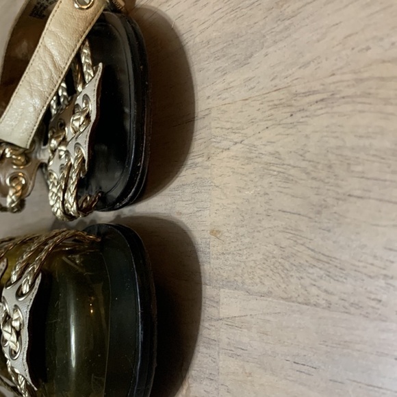 Michael Kors sandal size 7 - Picture 4 of 7